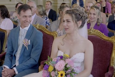 couple de mariés filmés dans la mairie de Rennes