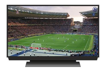 Una pantalla de televisión que muestra un juego de fútbol en un estadio