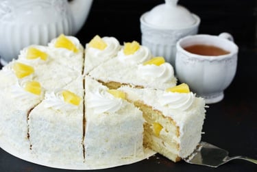 Torta de abacaxi com coco