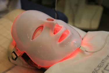 Red Light therapy treatment mask