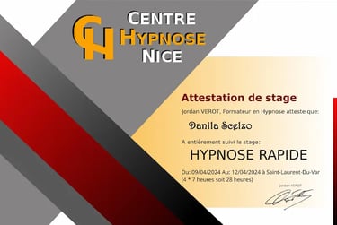 Formation en hypnose rapide – Danila Scelzo, cabinet Hypnonaute à Genève, certifiée par le Centre Hypnose Nice.