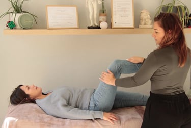 Consultation de kinésiologie pour adultes à Lisieux - retrouver un équilibre émotionnel