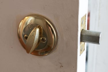 Deadbolt
