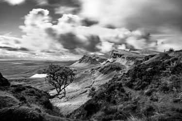 Photo noir et blanc en pose longue sur le Quiraing