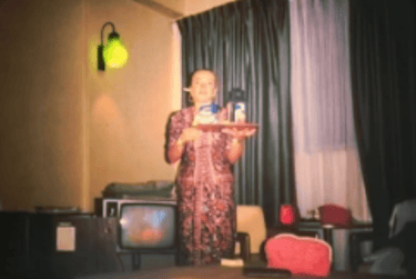 Divisa Hostess Singapore Airlines souvenir di un viaggio anni '80 Singapore e Bali.