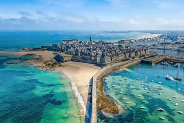 photo arerienne de  ST MALO