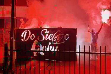 flaga kibicowska pirotechnika na sylwestra fajerwerki ruch chorzów gks katowice