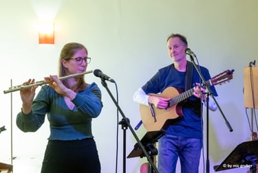 Duo French Connection bei einem Konzert im Café Mutz
