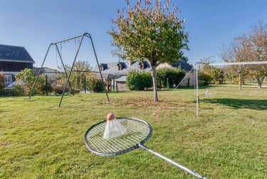 Jeux de badmington gîte Bricabroc le Lude