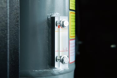 screw compressor oil level