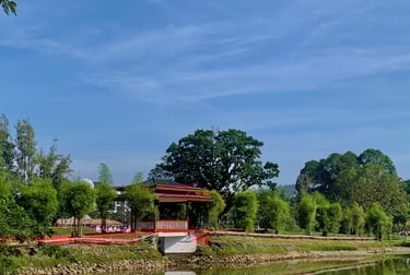 Chinese Pagoda Taiping Lake Garden