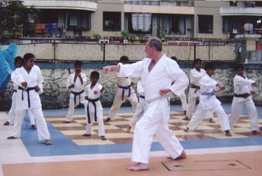 Sensei Dave Kershaw teaching in Mumbai