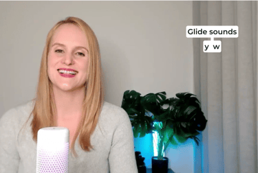 Jules demonstrating sounds for Australian accent training