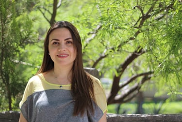Romelia Romo especialista en bienestar holístico y aromaterapia