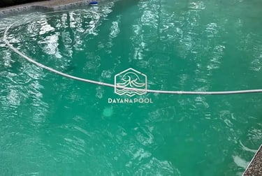 Jasa perawatan kolam renang untuk menjaga kejernihan air.