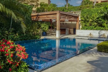 Kolam Renang indah dan minimalis dengan dekorasi menarik buatan dayanapool