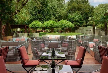 Outdoor garden at the Bulgari hotel milan 