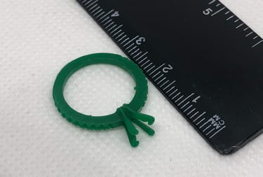 Impresion 3D en Resina de Anillo de Compromiso con diamantes laterales