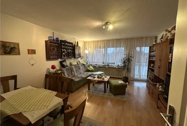 unrenoviertes Wohnzimmer