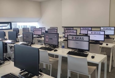 GELEŽINKELIŲ DARBUOTOJŲ EGZAMINAI, GELEŽINKELIŲ DARBUOTŲ PAŽYMĖJIMAI