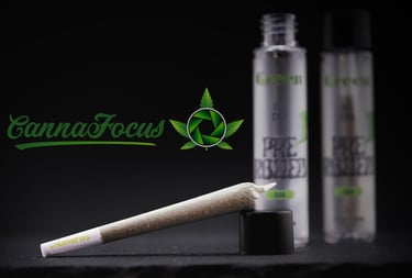 Green Pre-Rolled CBD Joint in Black Leaf El Humeros Konische Joint Hülsen KS cannafocus.eu professioneller Cannabis Fotograf