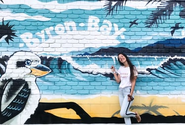 Mural en Byron Bay, un pintoresco pueblo de Australia