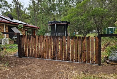 Solar Powered Electric Gate