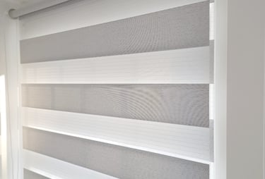 SEV HOME / ROLETE TEXTILE ZI NOAPTE / ZEBRA / DUBLETE / ROLETE LA COMANDA