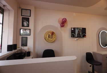 Best Makeup Artist In Vadodara And Best Hairstyles Artist In Vadodara, R&D Bridal Studio