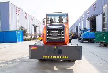 Brand New 61.5kw HWC-40A All Terrain Forklift front view image