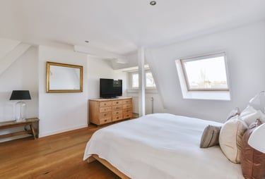 Rénovation d'une chambre peinture et parquet