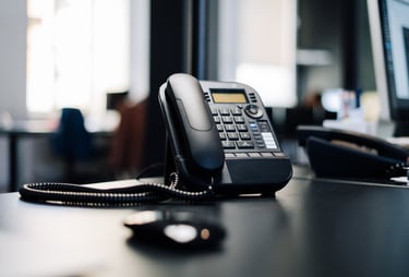 ant stalo laidinis telefonas