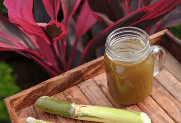 Pure fresh sugarcane juice