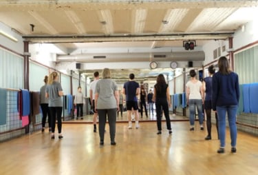 Cours débutants de claquettes au studio Kajyn à Paris 11e