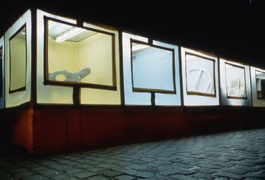 "Skulptur Sortier Station" à Münster en 1997. Photo Atelier T. Hirschhorn © T. Hirschhorn/ADAGP