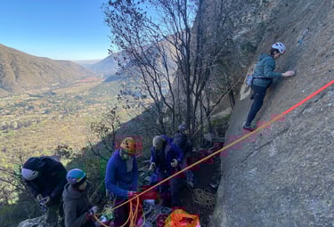climb escalada en roca trip Santiago de Chile Cajon del Maipo