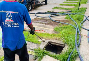 desentupimento de caixa de esgoto