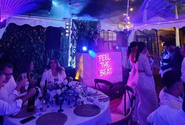 pista de baile con discoteca dj y novia en valle escondido