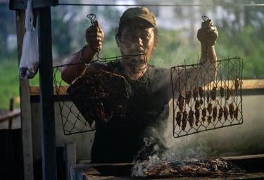 ardi managing the bbq at dylans in simeulue