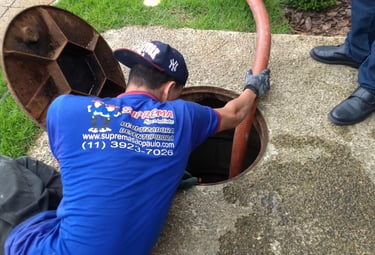 sucção de caixa de esgoto