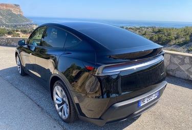 tesla modele y chauffeur privé cassis 