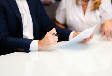 “Illustration representing the empowerment of entrepreneurs through innovation, showing creative ide