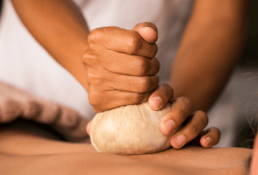 Pottali massage at Ayuceutical