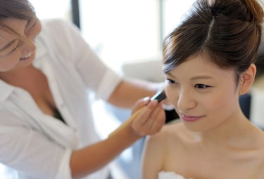 日本人美容師によるメイク