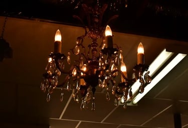 Conception d'éclairage résidentiel moderne et design pour maisons à Montréal.