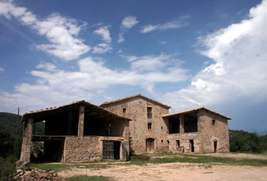 vaciado de casas y masías