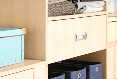 Organized-drawers-and-shelves