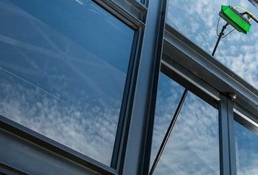 COMMERCIAL WINDOW CLEANING FORT LAUDERDALE