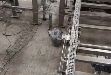 wire mesh cable tray with a machine