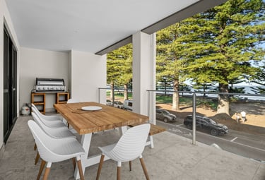 Luxury beachfront apartment in Victor Harbor South Australia